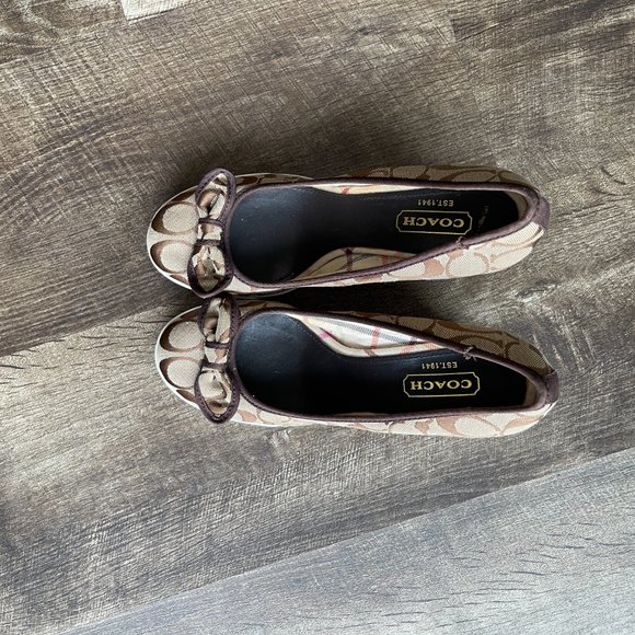 Coach Wedge Women’s shoe size 8m. - Picture 3 of 12